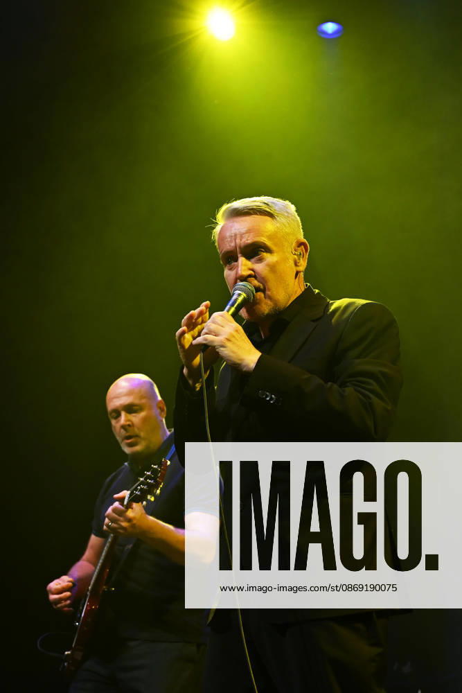 ˜Gene performing at Roundhouse, London LONDON, ENGLAND - OCTOBER 10: Steve Mason and Martin Rossiter of ˜Gene performing at Roundhouse, Chalk Farm on October 10 in London, England. CAP MAR MAR Great Britain UK