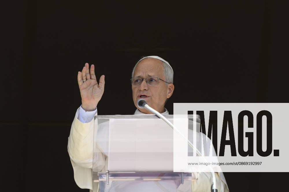 ITALY - ANGELUS -POPE -2026 10 11 Italy, Rome, Vatican, October 11, 2026: Pope Leo XIV delivers his address during the Angelus prayer from the window of the Apostolic Palace overlooking St. Peter s Square in the Vatican - NO BOOKS