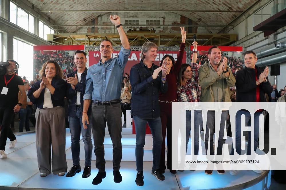 Pedro Sánchez Speaks at a Pre-Campaign Event in Ponferrada, León. The Secretary-General of the PSOE and Prime Minister, Pedro Sánchez 3i, accompanied by the Secretary-General of the Castile and León Socialist Party, Carlos Martínez c, the Secretary-General of the PSOE in León, Javier Cendón 2i, the Minister of Equality, Ana Redondo 4d, the Minister of Transportation and Sustainable Mobility, Óscar Puente 2d, and the Deputy Secretary-General of the PSOE in Castile and León, Nuria Rubio d, during a PSOE pre-campaign event at La Térmica Cultural in Ponferrada on October 11, 2026, in Ponferrada, León, Castile and León, Spain. The Prime Minister and Secretary-General of the PSOE, Pedro Sánchez, kicked off the pre-campaign for the general electi