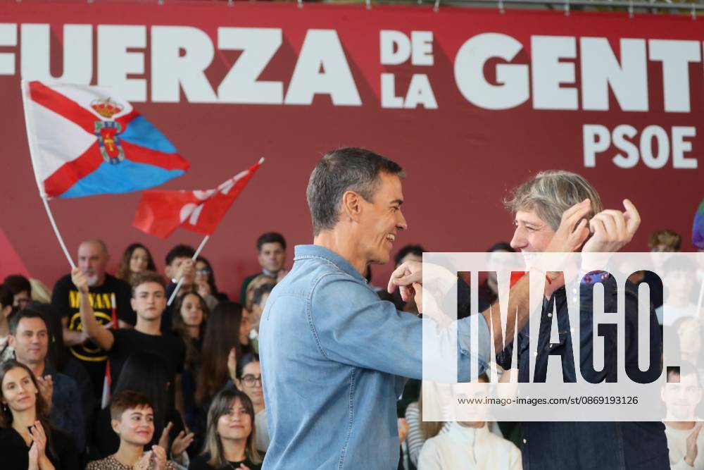 Pedro Sánchez Speaks at a Pre-Campaign Event in Ponferrada, León The Secretary-General of the PSOE and Prime Minister, Pedro Sánchez i, accompanied by the Secretary-General of the Castile and León Socialists, Carlos Martínez d, during a PSOE pre-campaign event at La Térmica Cultural in Ponferrada, on October 11, 2026, in Ponferrada, León, Castile and León, Spain. The Prime Minister and Secretary-General of the PSOE, Pedro Sánchez, kicked off the pre-campaign for the general election on November 29 this weekend with two events: on Saturday in Dos Hermanas, Seville, and today in Ponferrada, León, at the Térmica Cultural of the Energy Foundation, October 11, 2026, Ponferrada, León, Castile and León, Spain