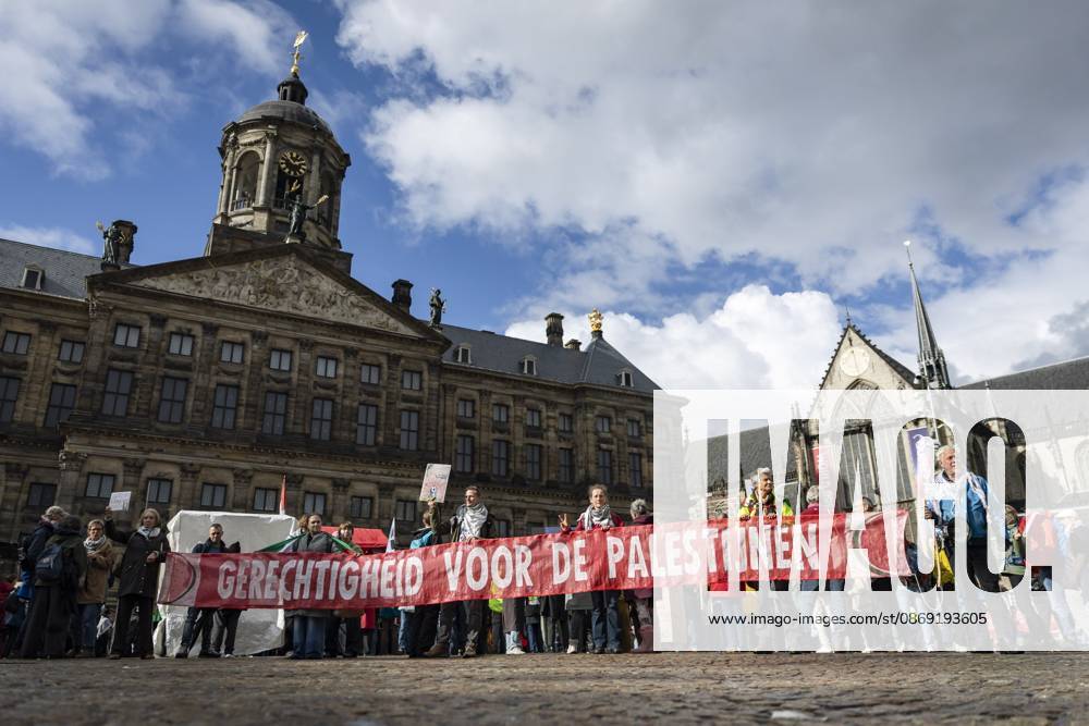 AMSTERDAM - National protest on Dam Square marking the conclusion of the nationwide week of action for sanctions against Israel. According to various activist groups, despite the ceasefire , the genocide against the Palestinian people continues unabated. KOEN VAN WEEL ANP netherlands out - belgium out