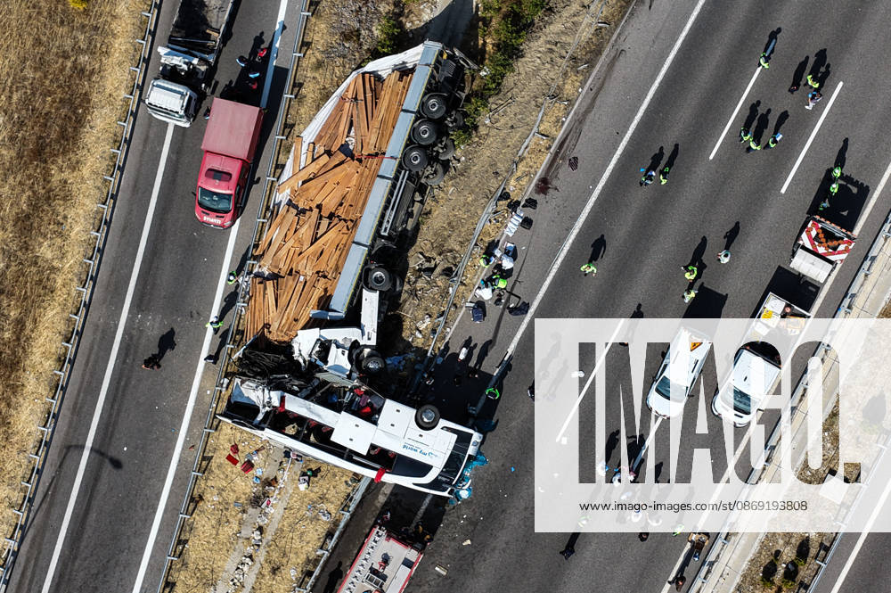 11 killed, 27 injured in tour bus crash in western Turkiye MANISA, TURKIYE - OCTOBER 11: An aerial view of the accident site after a tow truck and a tour bus collided in the Akhisar district of Manisa, Turkiye, on October 11, 2026. At least 11 people were killed and 27 others injured in the crash, with firefighters, police and medical teams dispatched to the scene. Mahmut Serdar Alakus Anadolu Manisa Turkey. Editorial use only. Please get in touch for any other usage.