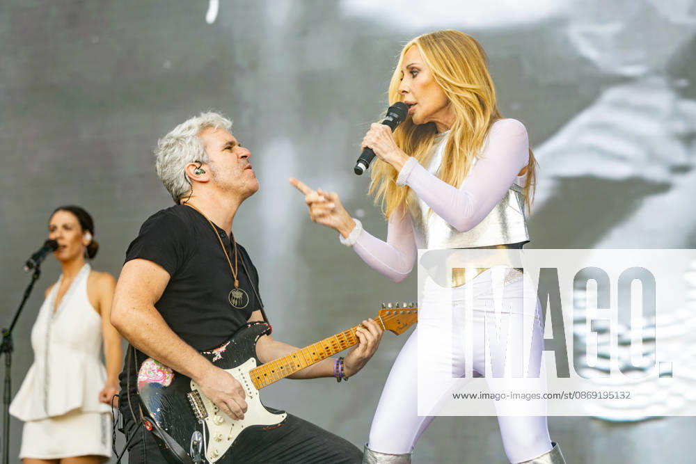 Marta Sánchez Performs at the Hispanic Heritage Festival in Madrid Singer Marta Sánchez during a performance in the Plaza de Espana on October 11, 2026, in Madrid, Spain. With this concert—part of the cultural program organized by the Community of Madrid to mark the 2026 Hispanic Heritage Festival—the artist celebrates her 40-year career. OCTOBER 11, 2026 Madrid, Spain