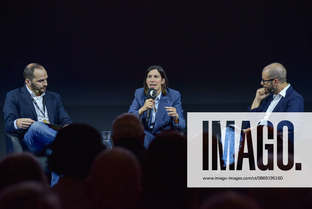 Fanpage.it Co-Director Adriano Biondi (L), Partito Democratico Secretary Elly Schlein (C), and Fanpage.it Director Francesco Cancellato (R) during an interview at the panel Faccia a Faccia con i politici during the Rumore Festival 2026 at Acquario Romano in Rome on October 11, 2026. Rome Italy - ZUMAn299 20261011_zip_n299_026