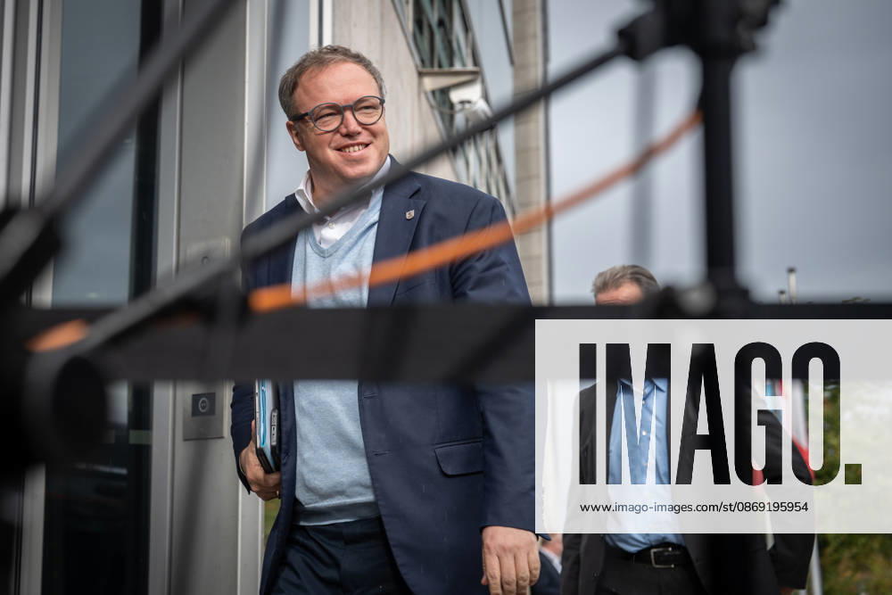 Mario Voigt, Ministerpräsident Thüringen, bei seiner Ankunft;Präsidiumsklausurtagung der CDU Deutschlands in Berlin, Oktober 2026, Berlin Berlin Deutschland Konrad-Adenauer-Haus