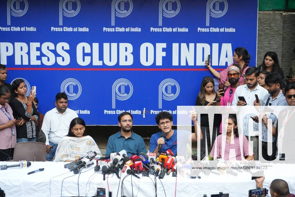 NEW DELHI, INDIA, October 11, 2026: Cockroach Janta Party (CJP) leaders Ashutosh Ranka and Saurav Das address a press conference at the Press Club of India following their release from preventive detention by Delhi Police. The leaders criticised police action against party members and protesters during demonstrations demanding the resignation of Chief Election Commissioner Gyanesh Kumar over alleged irregularities in electoral roll revisions. New Delhi India - ZUMAq101 20261011_zna_q101_073
