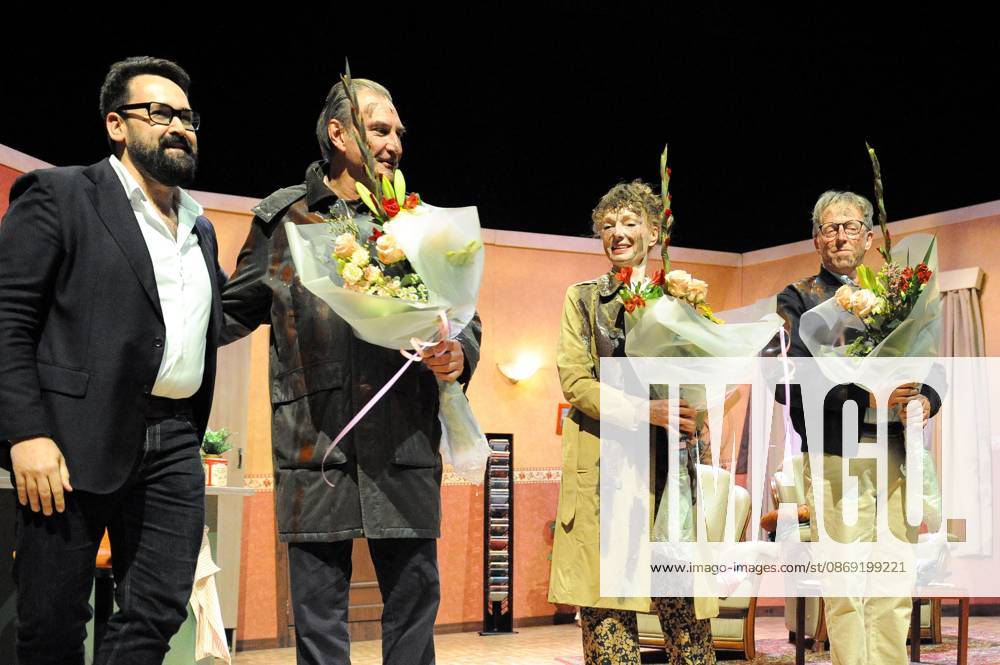 Director Manu Jacobs; Actor Frans Van der Aa ; Actress Marleen Merckx and Actor Peter Van De Velde pictured during the premiere of Het Zinkgat , a theatre tragicomedy, at Theater Elckerlyc in Antwerp, on Sunday 11 October 2026. BOAZxKEERSMAEKERS 189468365