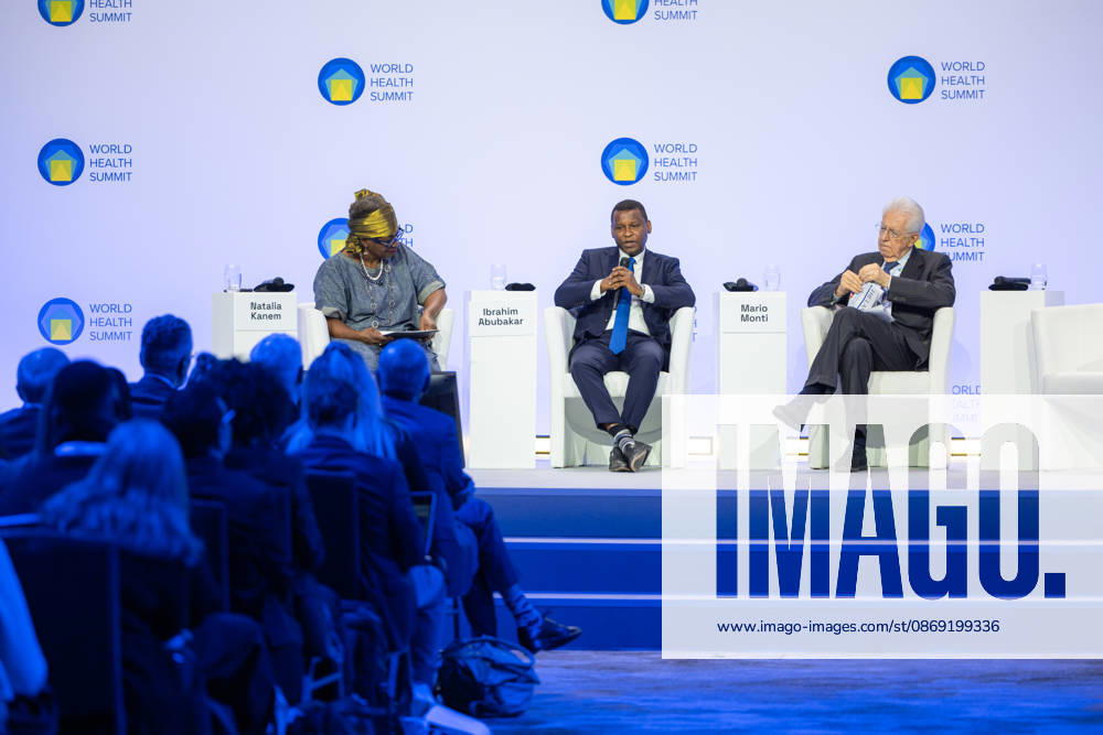 World Health Summit 2026 Weltgesundheitsgipfel. Deutschland, Berlin am 11. Oktober 2026: Der ehemalige italienische Ministerpräsident Prof. Dr. Mario Monti während einer Podiumsdiskussion mit Prof. Dr. Ibrahim Abubakar, Vize-Prorektor für Gesundheit und Professor für Epidemiologie von Infektionskrankheiten am University College London (UCL) und Dr. Natalia Kanem, Co-Vorsitzende der Lancet-Kommission zu globalen Gesundheitsbedrohungen und ehemalige Exekutivdirektorin des UN-Bevölkerungsfonds (UNFPA) zum Thema: Präsentation der Ergebnisse der Lancet-Kommission zu globalen Gesundheitsbedrohungen des 21. Jahrhunderts Ein neuer Rahmen für die Priorisierung von Maßnahmen in einer Welt vielfältiger Bedrohungen (Präsentation der