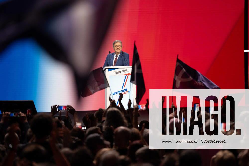Jean-Luc Melenchon s Presidential Campaign Rally - Cournon-d’Auvergne La France Insoumise (LFI) candidate in 2027 presidential election in France Jean-Luc Melenchon speaks during a campaign rally in Cournon-d Auvergne in the Puy-de-Dome department on October 11, 2026. Photo by Fanny Reynaud ABACAPRESS.COM Clermont-Ferrand Auvergne, auvergne rhône alpes France