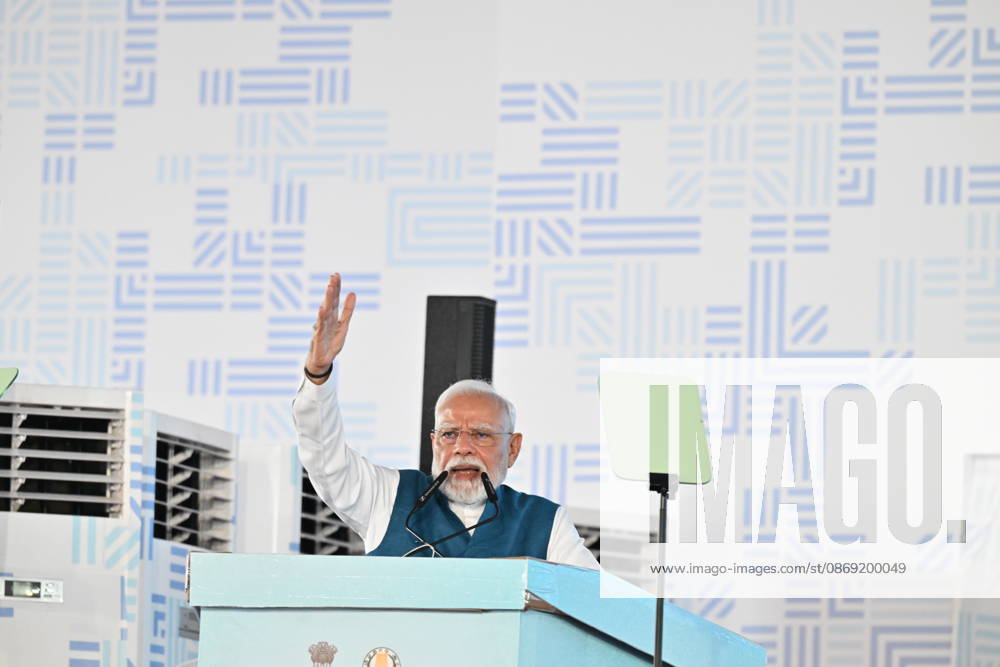 Indian Politics CHENNAI METRO PHASE-II INAUGURATION & JOINT RIDE CHENNAI, TAMIL NADU: Prime Minister Narendra Modi alongside Tamil Nadu Chief Minister C. Joseph Vijay waves to the gathering during the flagging-off ceremony of the Phase II network of the Chennai Metro Rail Project at the Porur Bypass Metro Rail Station on Sunday, October 11, 2026. PM Modi and CM Vijay subsequently undertook a joint metro ride from Porur Bypass Station to Poonamallee Bypass Station and back, marking the official opening of the ₹4,900-crore, 14.6-km Poonamallee Vadapalani elevated stretch. The high-profile event marked the first joint public appearance of the two leaders following Vijay s recent victory in the Tamil Nadu Assembly elections. Chennai INDIA