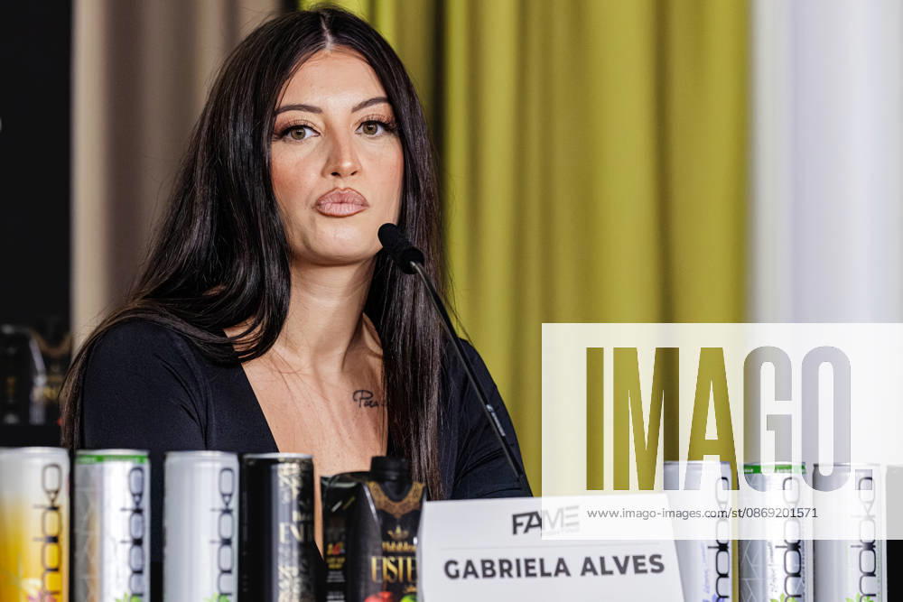 Essen. Gabriela Alves bei der Pressekonferenz zum Fame Fighting 4 Promiboxen. Essen Atlantic Hotel Nordrhein-Westfalen Deutschland