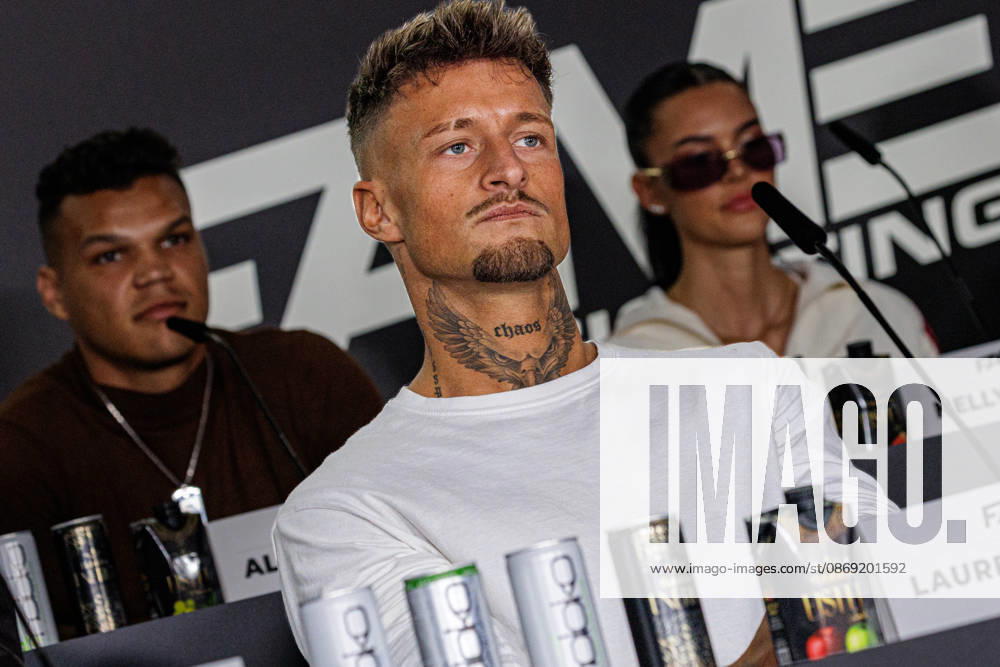 Essen. Laurenz Pesch bei der Pressekonferenz zum Fame Fighting 4 Promiboxen. Essen Atlantic Hotel Nordrhein-Westfalen Deutschland