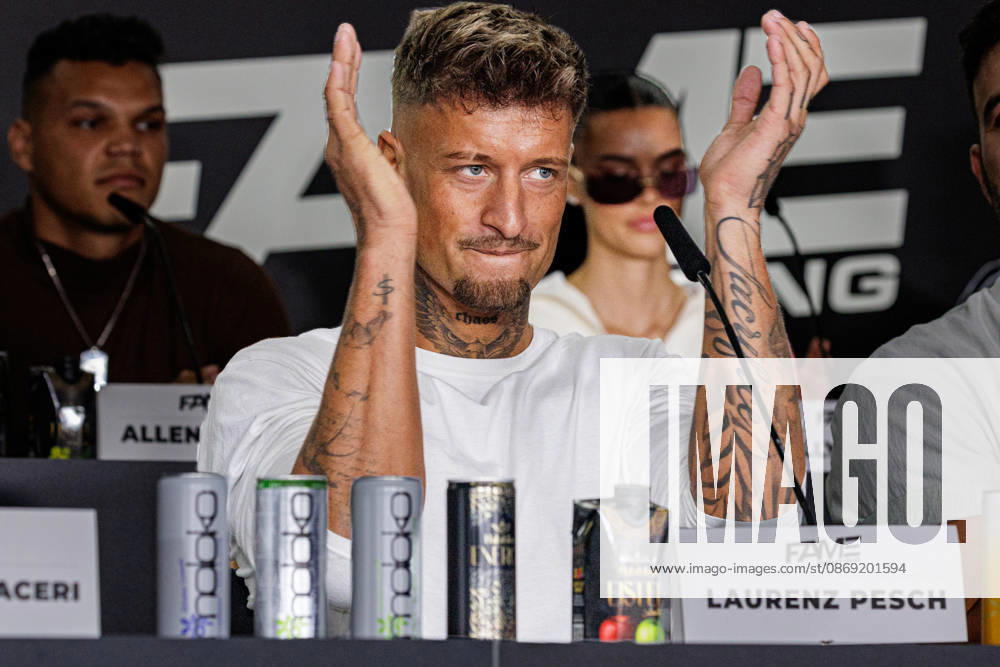 Essen. Laurenz Pesch bei der Pressekonferenz zum Fame Fighting 4 Promiboxen. Essen Atlantic Hotel Nordrhein-Westfalen Deutschland