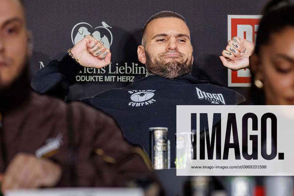 Essen. Diogo Sangre bei der Pressekonferenz zum Fame Fighting 4 Promiboxen. Essen Atlantic Hotel Nordrhein-Westfalen Deutschland