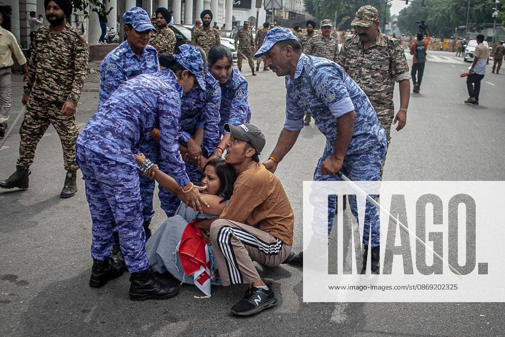 Protest to demand resignation of India s chief election commissioner in New Delhi NEW DELHI, INDIA - OCTOBER 11: Indian police officers detain a protestor during a mass protest organized by the Cockroach Janta Party (CJP) in New Delhi, India on October 11, 2026. Demonstrators gathered to demand the resignation of Chief Election Commissioner Gyanesh Kumar over alleged electoral roll irregularities and revisions. Yousuf Sarfaraz Anadolu New Delhi India. Editorial use only. Please get in touch for any other usage.