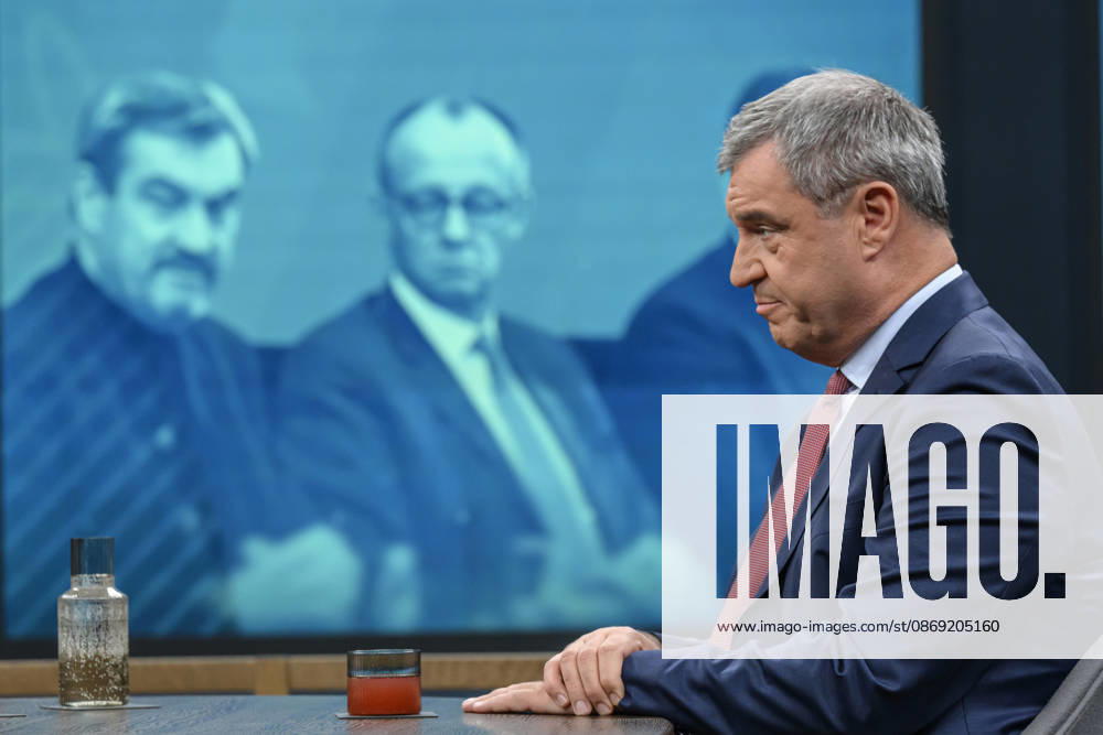 Im Bild v.l.: Markus Söder, Ministerpräsident Bayern, CSU, GER, Berlin, Studio, zu Gast bei - Caren Miosga, Polittalk, TV, Format, Das Erste, aus Berlin Adlershof - am Studio 20, Thema: Wie kommt die Regierung aus der Krise, Herr Söder? 11.10.2026,