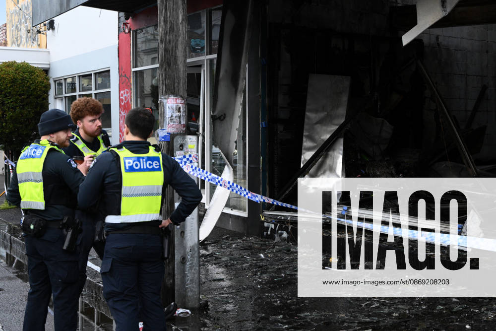 FITZROY NORTH TOBACCO SHOP FIRE, Victoria Police establish a crime scene after a fire at a tobacco shop fire in Fitzroy North, in Melbourne, Monday, October 12, 2026. ( NO ARCHIVING MELBOURNE VICTORIA Australia
