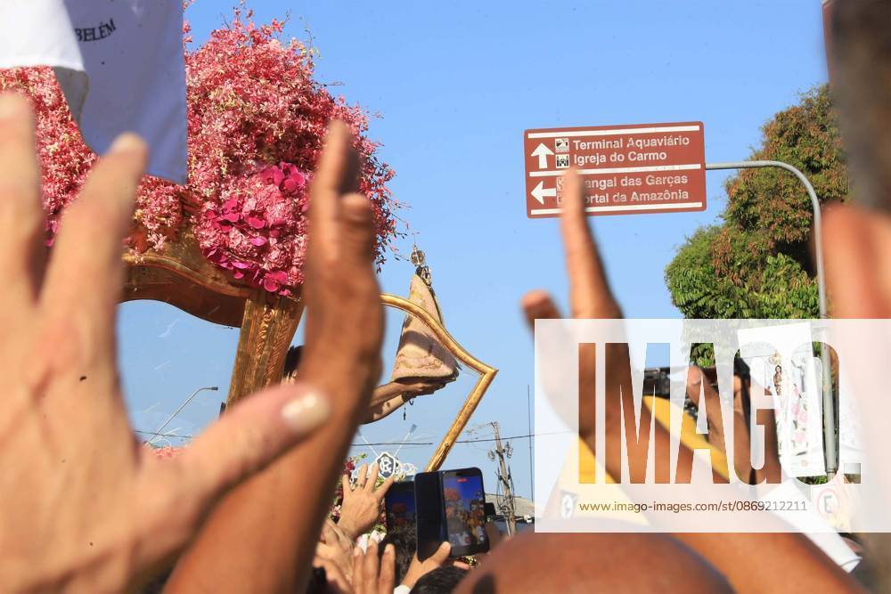 Ciro de Nazare in Bethlehem Belem (PA), 11 10 2026 - devotion Cirio de Nazare - The Cirio de Nazare procession gathers a multitude and ends after 5 hours of sacrifice and faith from the pilgrims in Belem, this Sunday, October 11, 2026.(Foto: Igor Mota Thenews2 imago images) Ciro de Nazare in Bethlehem