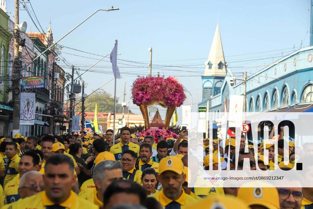 Ciro de Nazare in Bethlehem Belem (PA), 11 10 2026 - devotion Cirio de Nazare - The Cirio de Nazare procession gathers a multitude and ends after 5 hours of sacrifice and faith from the pilgrims in Belem, this Sunday, October 11, 2026.(Foto: Igor Mota Thenews2 imago images) Ciro de Nazare in Bethlehem