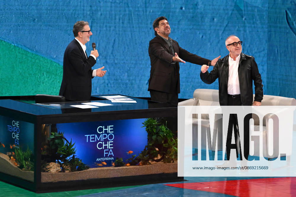 IPA89573926 - Milan, TV Show Che Tempo Che Fa - Nove. Pictured: Fabio Fazio, Pierfrancesco Favino, Silvio Orlando