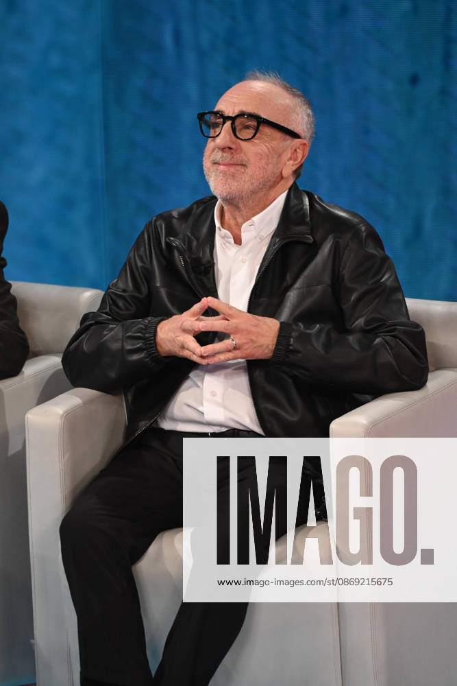 IPA89573958 - Milan, TV Show Che Tempo Che Fa - Nove. Pictured: Silvio Orlando
