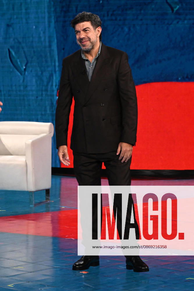 IPA89573912 - Milan, TV Show Che Tempo Che Fa - Nove. Pictured: Pierfrancesco Favino