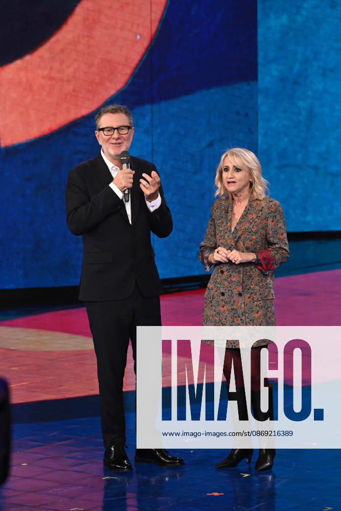 IPA89573963 - Milan, TV Show Che Tempo Che Fa - Nove. Pictured: Fabio Fazio, Luciana Littizzetto
