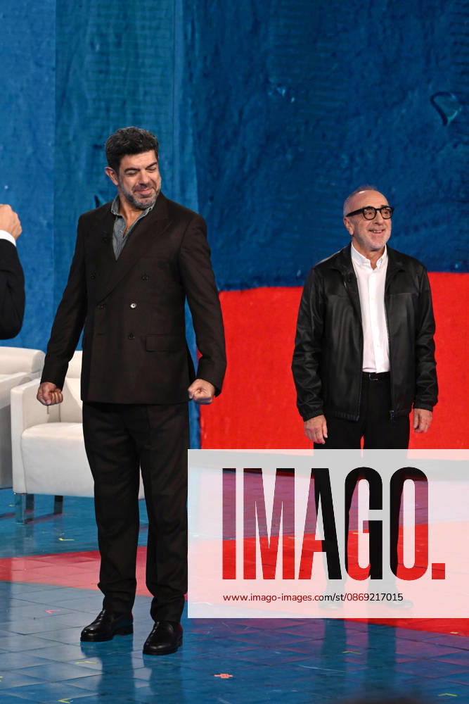 IPA89573917 - Milan, TV Show Che Tempo Che Fa - Nove. Pictured: Pierfrancesco Favino, Silvio Orlando
