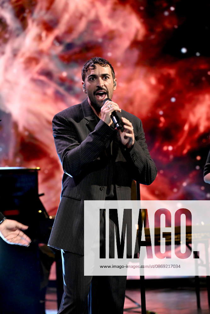 IPA89573978 - Milan, TV Show Che Tempo Che Fa - Nove. Pictured: Marco Mengoni