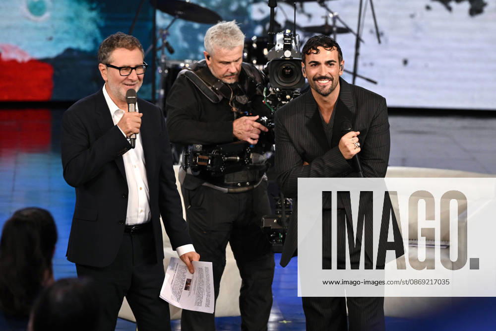 IPA89573981 - Milan, TV Show Che Tempo Che Fa - Nove. Pictured: Fabio Fazio, Marco Mengoni