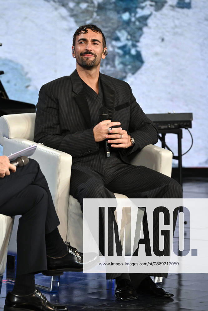 IPA89573995 - Milan, TV Show Che Tempo Che Fa - Nove. Pictured: Marco Mengoni