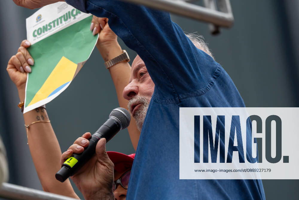 So£o Paulo, Brazil. 11 Oct 2026. The president of Brazil, Luiz Ino¡cio Lula da Silva (PT), takes part in a rally with supporters in So£o Paulo, Brazil, on October 11, 2026. Sao Paulo Brasil - ZUMAl146 20261011_aaf_l146_029
