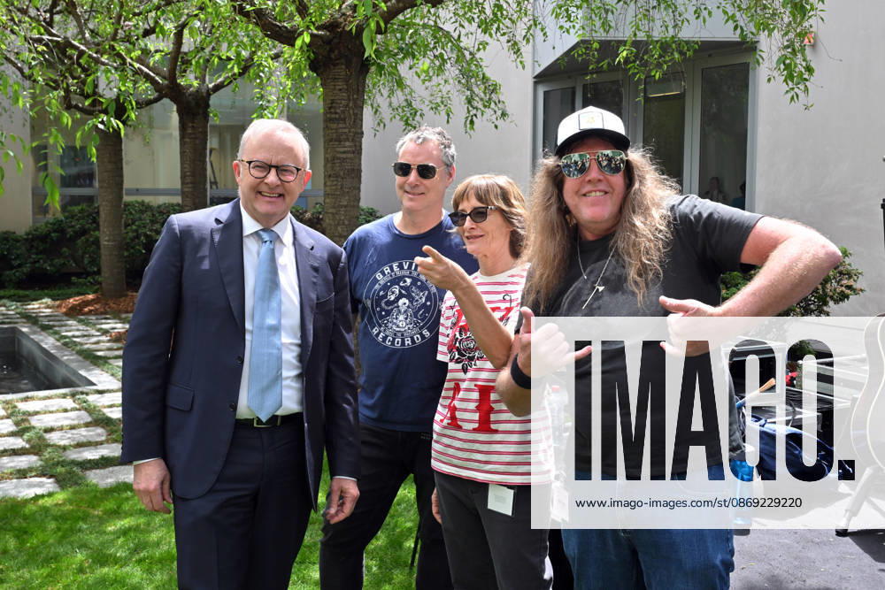 SPIDERBAIT PARLIAMENT HOUSE, Prime Minister Anthony Albanese with members of the rock band Spiderbait at Parliament House in Canberra, Monday, October 12, 2026. ( NO ARCHIVING CANBERRA AUSTRALIAN CAPITAL TERRITORY Australia