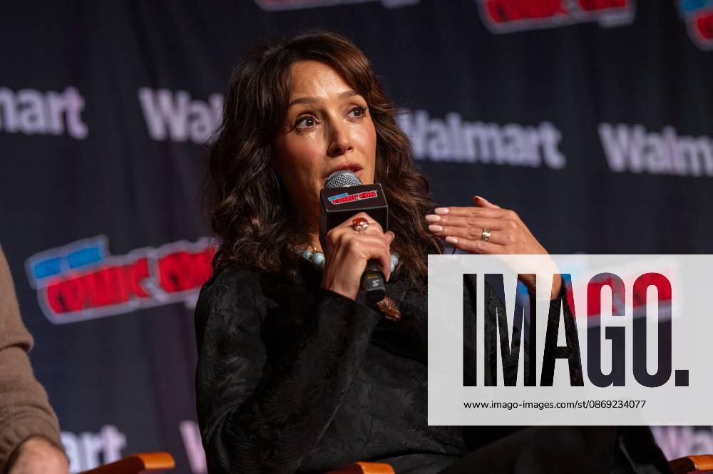 Jennifer Beals speaks at a panel discussion for CBS new series NCIS: NEW YORK.during New York Comic Con 2026 at The Jacob K. Javits Convention Center on October 11, 2026 in New York City. New York United States - ZUMAs197 20261011_aaa_s197_433