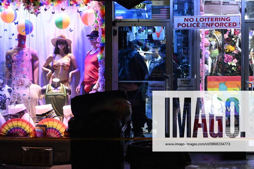 Man Killed After Assault Near Rainbow Station Sex Shop In Manhattan New York - 11 October 2026 NYPD officers work the scene outside Rainbow Station sex shop on 8th Avenue where a man died after reportedly being assaulted within the confines of the 10th precinct in Manhattan, New York, United States on Sunday, October 11, 2026. Sunday evening at approximately 9:10 pm the incident took place. Clothing, shoes and blood were discovered at the scene. The victim was taken to Bellevue Hospital where he was pronounced dead. There are no arrests and the investigation is ongoing by the NYPD. Manhattan United States