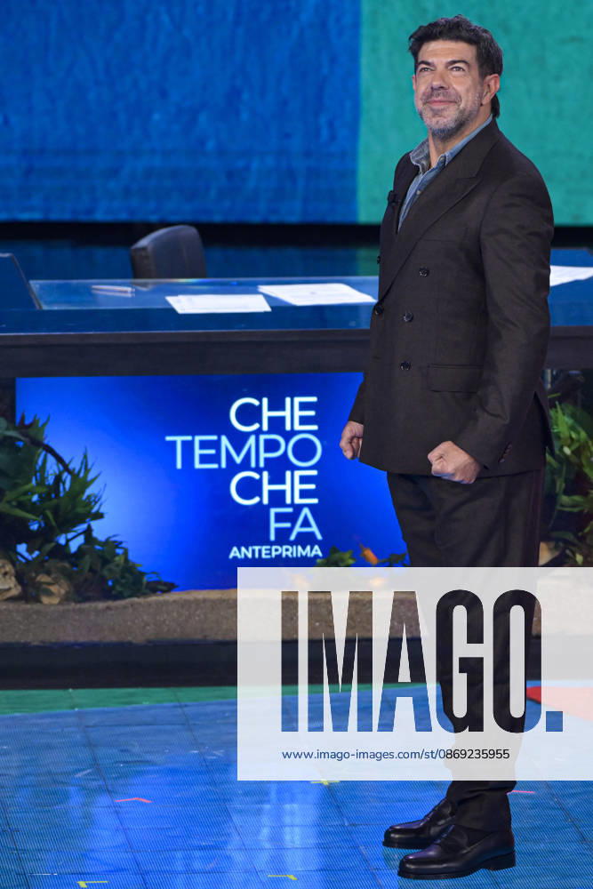 Foto Mario Romano IPP Milano 11 10 2026 Trasmissione televisiva: -Che Tempo Che Fa- nella foto l attore Pierfrancesco Favino Italy Photo Press - World Copyright Che Tempo Che Fa
