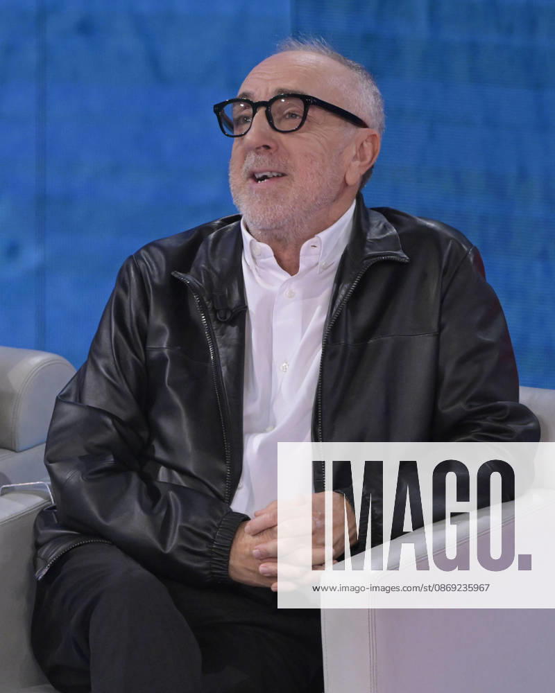 Foto Mario Romano IPP Milano 11 10 2026 Trasmissione televisiva: -Che Tempo Che Fa- nella foto l attore Silvio Orlando Italy Photo Press - World Copyright Che Tempo Che Fa