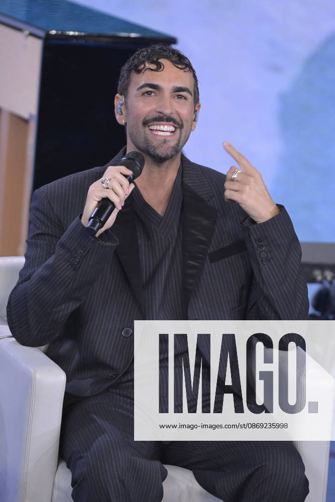 Foto Mario Romano IPP Milano 11 10 2026 Trasmissione televisiva: -Che Tempo Che Fa- nella foto il cantante Marco Mengoni Italy Photo Press - World Copyright Che Tempo Che Fa