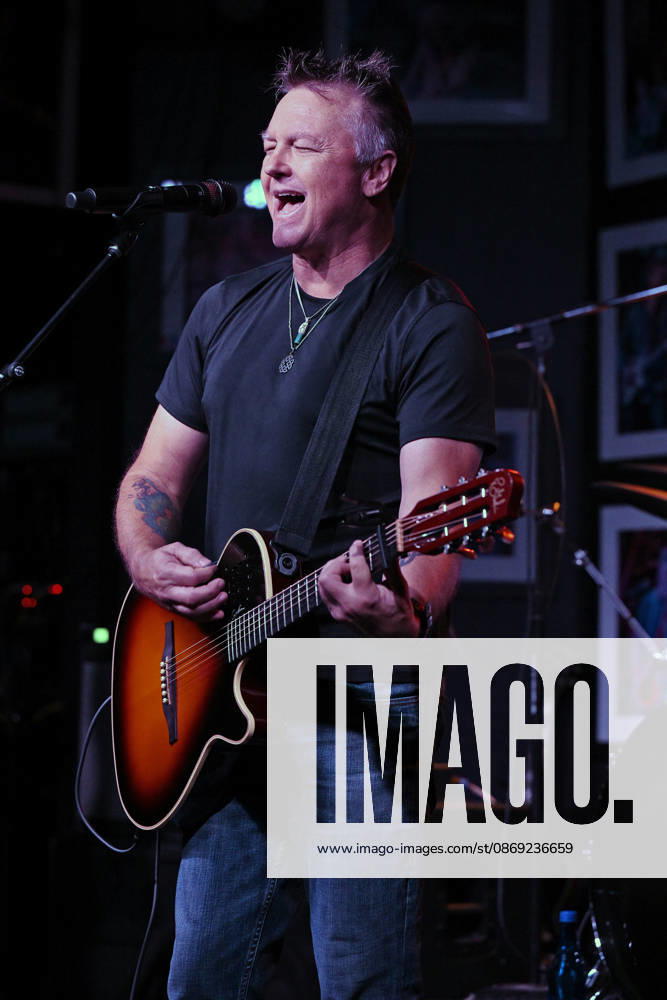 Edwin McCain performs at The Funky Biscuit on October 11, 2026 in Boca Raton, Florida.