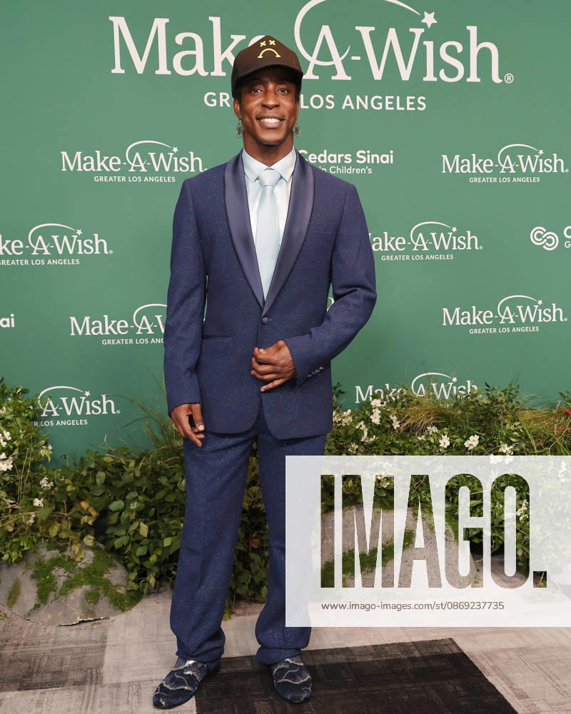 filenamebase:0,-5} at 2026 Los Angeles Make A Wish Foundation Gala at Fairmont Century Plaza Hotel Century City USA - ZUMAg107 20261011_zep_g107_114