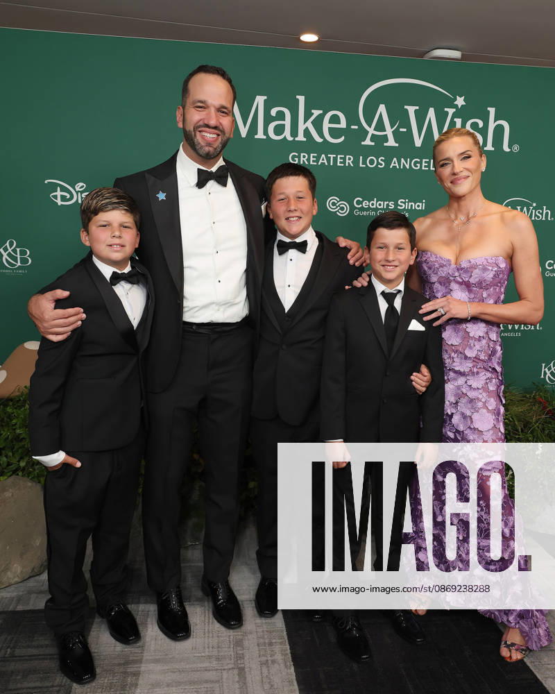 filenamebase:0,-5} at 2026 Los Angeles Make A Wish Foundation Gala at Fairmont Century Plaza Hotel Century City USA - ZUMAg107 20261011_zep_g107_023