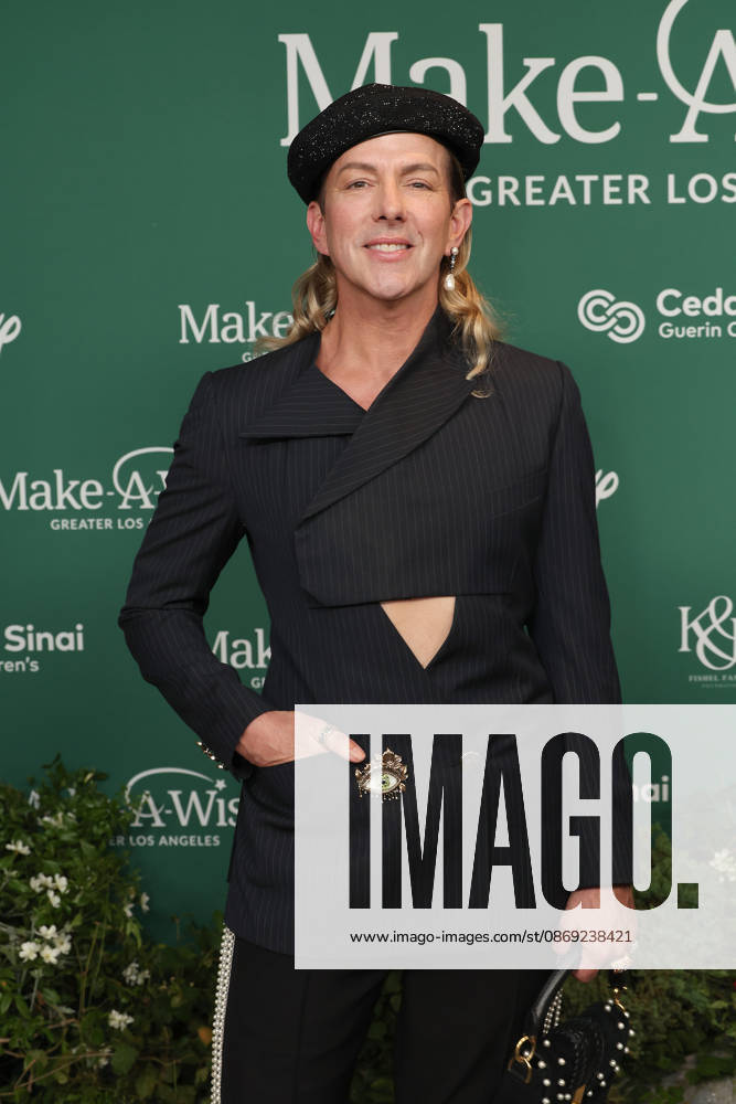 filenamebase:0,-5} at 2026 Los Angeles Make A Wish Foundation Gala at Fairmont Century Plaza Hotel Century City USA - ZUMAg107 20261011_zep_g107_042