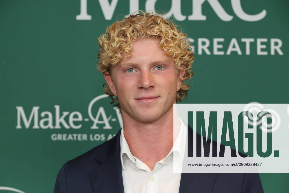 filenamebase:0,-5} at 2026 Los Angeles Make A Wish Foundation Gala at Fairmont Century Plaza Hotel Century City USA - ZUMAg107 20261011_zep_g107_051