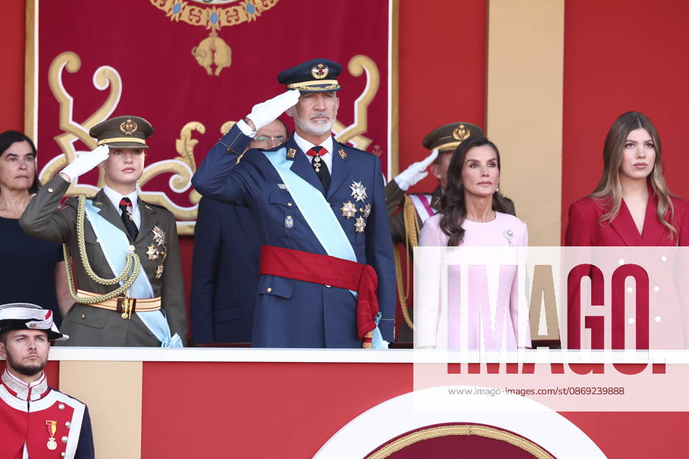 October 12 Parade for Hispanic Heritage Day I D Princess Leonor, King Felipe VI, Queen Letizia, and Infanta Sofía, during the solemn ceremony honoring the national flag and the military parade for October 12, Hispanic Heritage Day, in the Plaza de Cánovas del Castillo, on October 12, 2026, in Madrid, Spain. The ceremonies begin with the raising of the flag and are followed by a tribute to those who gave their lives for the country. Subsequently, the military air and ground parades begin. Approximately 4,400 members of the Armed Forces, the security forces, and various civilian public institutions are participating this year in the parade presided over by the King and Queen. The aerial parade featured 50 fighter, training, and transport air