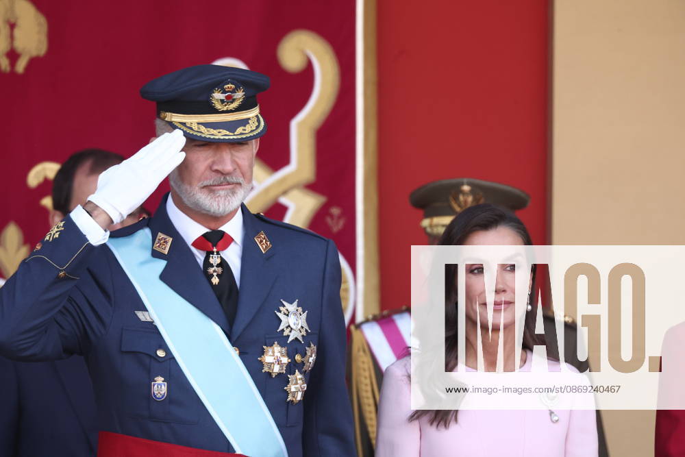 October 12 Parade for Hispanic Heritage Day King Felipe VI and Queen Letizia during the solemn ceremony honoring the national flag and the military parade on October 12, Hispanic Heritage Day, at Plaza de Cánovas del Castillo, on October 12, 2026, in Madrid, Spain. The events begin with the raising of the flag and are followed by a tribute to those who gave their lives for the country. Subsequently, the military air and ground parades begin. Approximately 4,400 members of the Armed Forces, the security forces, and various civilian public institutions are participating this year in the parade presided over by the King and Queen. The aerial parade featured 50 fighter, training, and transport aircraft, as well as around 30 helicopters. On the