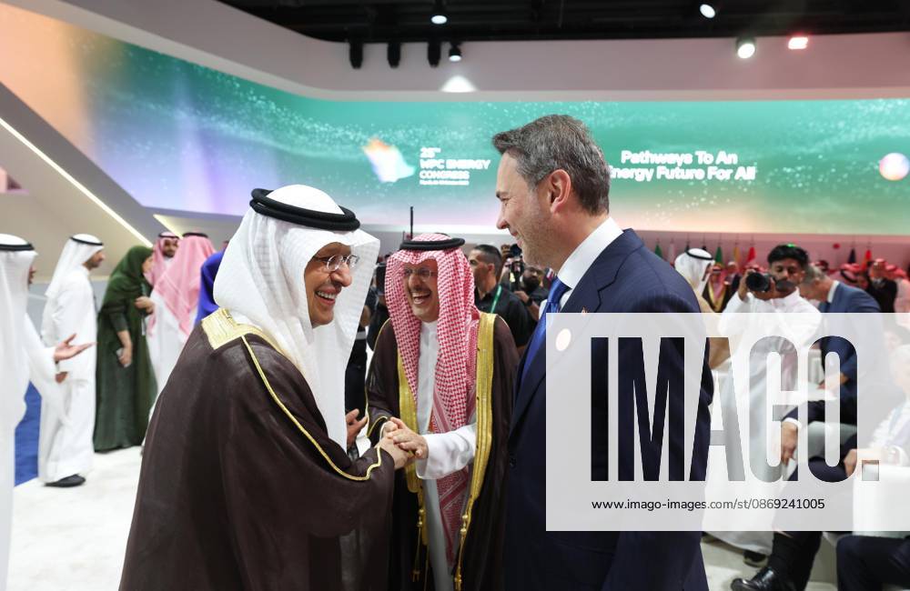 25th World Petroleum Council Energy Congress in Riyadh RIYADH, SAUDI ARABIA - OCTOBER 12: (---- - MANDATORY CREDIT - TURKISH MINISTRY OF ENERGY AND NATURAL SOURCES HANDOUT - NO MARKETING NO ADVERTISING CAMPAIGNS - DISTRIBUTED AS A SERVICE TO CLIENTS----) Turkish Minister of Energy and Natural Resources Alparslan Bayraktar (R) greets a delegate during the 25th World Petroleum Council Energy Congress (WPC Energy Congress) in Riyadh, Saudi Arabia, on October 12, 2026. Turkish Ministry of Energy and Natural Resources Handout Anadolu Riyadh Saudi Arabia. Editorial use only. Please get in touch for any other usage.