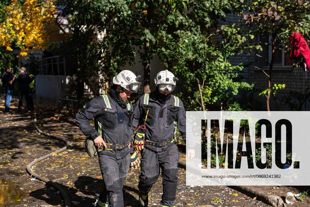 Russian drone attack hits residential building in Ukraine s Kharkiv, injuring 13 KHARKIV, UKRAINE - OCTOBER 12: Emergency responders work at the site of a drone attack that struck a residential building, injuring 13 people, in Kharkiv, Ukraine, on October 12, 2026. Firefighters, police officers and rescue teams arrive at the scene to assist residents following the attack. Carlo Bravo Anadolu Kharkiv Ukraine. Editorial use only. Please get in touch for any other usage.