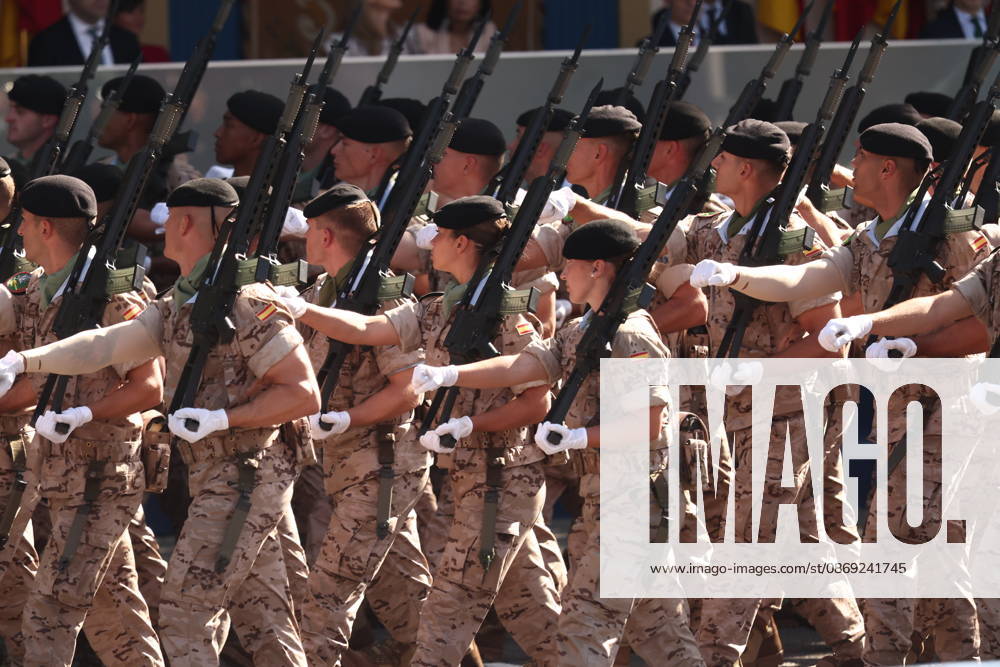 October 12 Parade for Hispanic Heritage Day Members of the State Security Forces during the solemn ceremony honoring the national flag and the military parade on October 12, Hispanic Heritage Day, in the Plaza de Cánovas del Castillo, on October 12, 2026, in Madrid, Spain. The events begin with the raising of the flag and are followed by a tribute to those who gave their lives for the country. Subsequently, the military air and ground parades begin. Approximately 4,400 members of the Armed Forces, the security forces, and various civilian public institutions are participating this year in the parade presided over by the King and Queen. The aerial parade featured 50 fighter, training, and transport aircraft, as well as around 30 helicopters