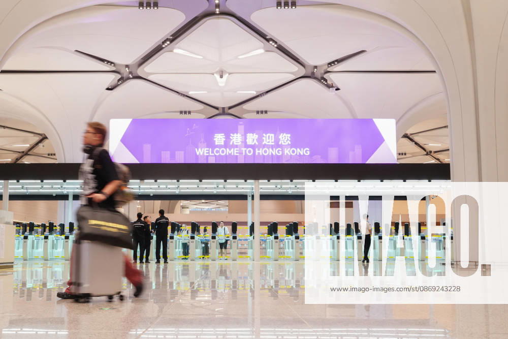 HONG KONG-DAILY HUANGGANG-PORT-OPENING Passengers arrive in Hong Kong through the redeveloped Huanggang Port on October 12, 2026, the first day of operations under the new collaborative inspection and joint clearance system. (Photo by Zulu Lo TMHK via Nexpher Images) Hong Kong