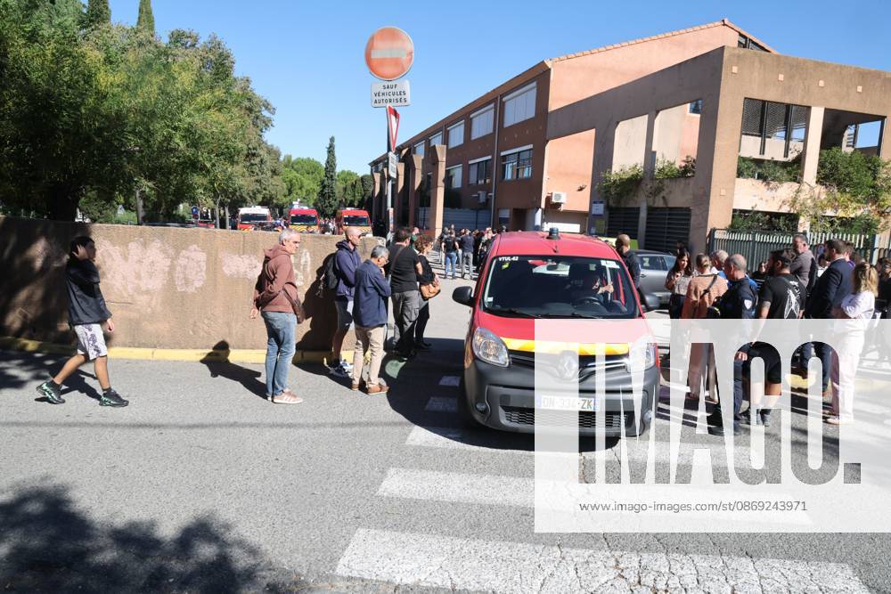 Shooting at Lakanal Middle School PHOTOPQR LA PROVENCE Stephane DUCLET Aubagne 12 10 2026 On Monday morning, the principal of Lakanal Middle School in Aubagne was On Monday morning, the principal of Lakanal Middle School in Aubagne was wounded in the leg after being shot. A 37-year-old teacher was also hit, while the alleged perpetrator, a 14-year-old middle school student, was arrested. Parents are coming to pick up their children. On October 12, 2026, the principal of a middle school in Aubagne, Bouches-du-Rhône, and a teacher were wounded by a shot fired from a hunting rifle by a student who had entered the school armed with a shotgun. Aubagne, Bouches-du-Rhône, France